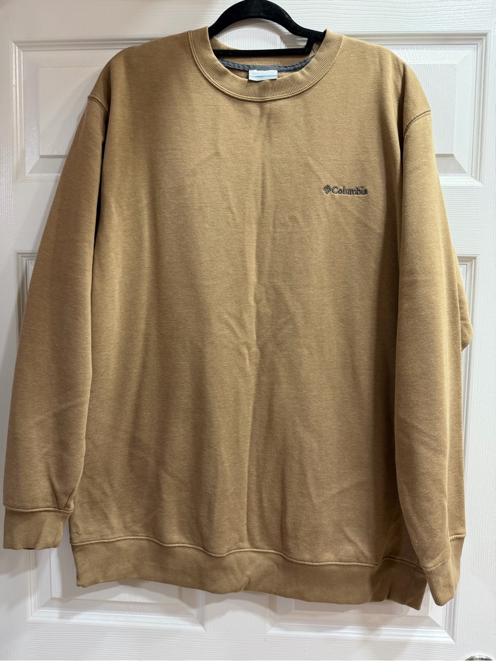 Columbia Crewneck Sweatshirt in Tan